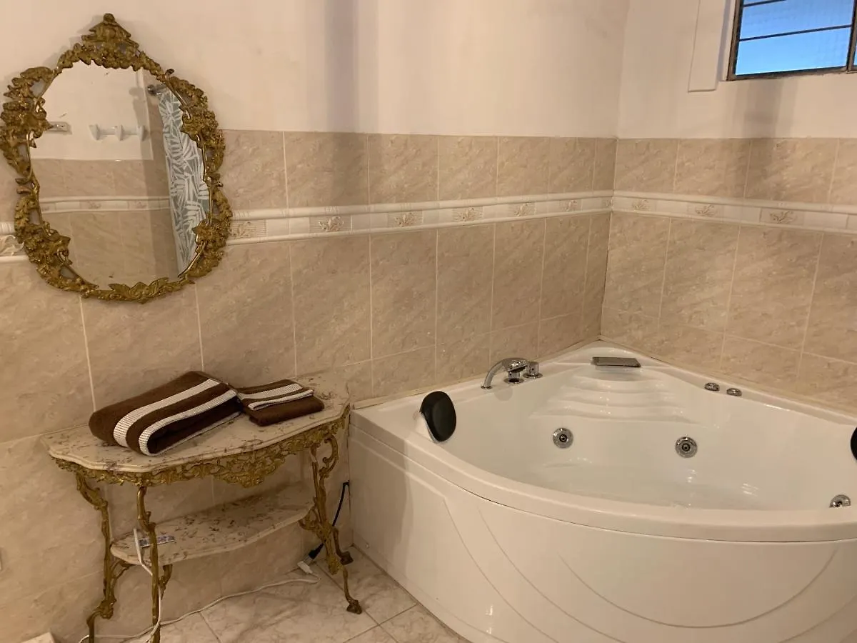 Bed and Breakfast Skema Collections Quito 0*,