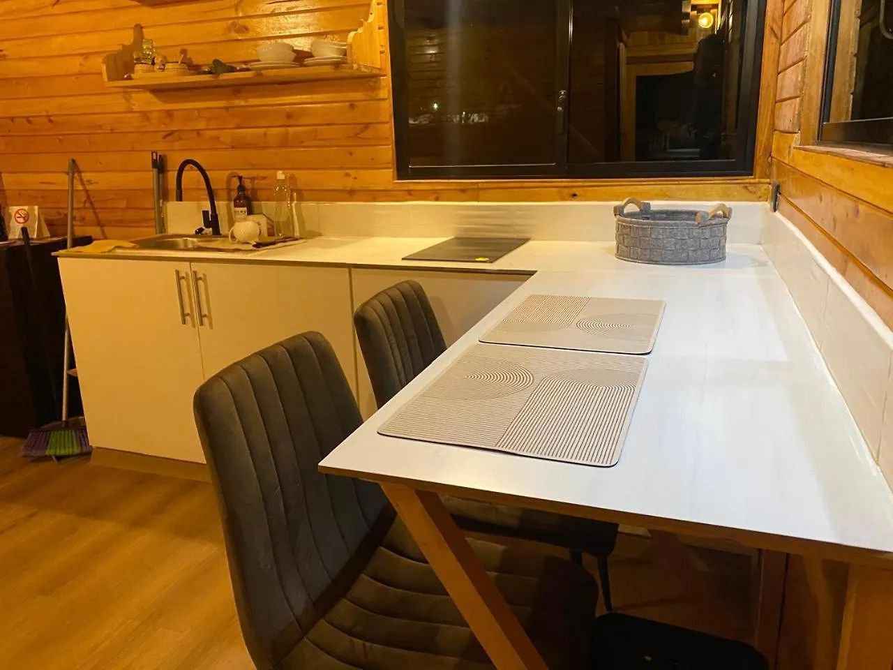 Skema Collections Quito Bed & Breakfast Ecuador